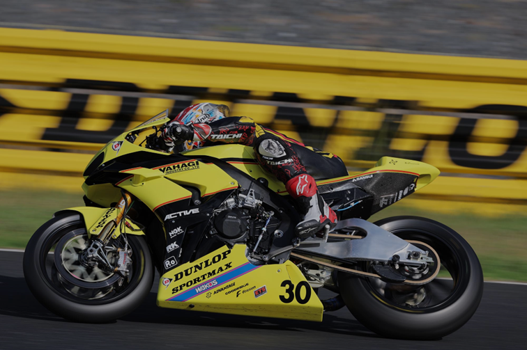 コンペティション | タイヤカタログ